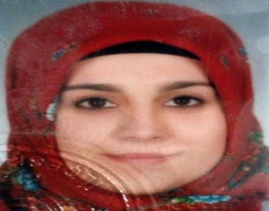 Kaza Sonrası Duran Tıra Otomobil Çarptı Açıklaması 1 Ölü, 2 Yaralı