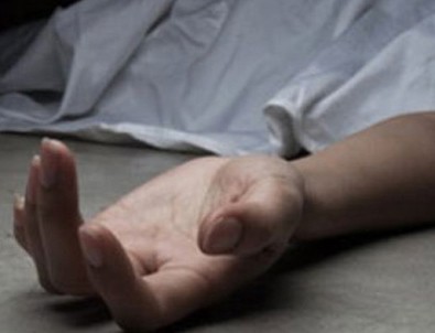 Annesinin cesedini 3 yıl dondurucuda sakladı