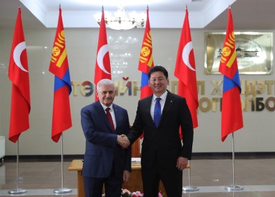 Başbakan Yıldırım Moğolistan'da Temaslarda Bulundu