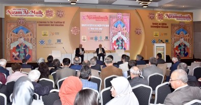 Konya'da 'Doğumunun 1000. Yılında Nizamülmülk İlmi' Toplantısı Yapıldı