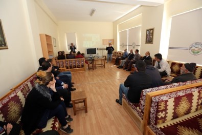 Talas'ta Çiftçilere Aşılama Eğitimi