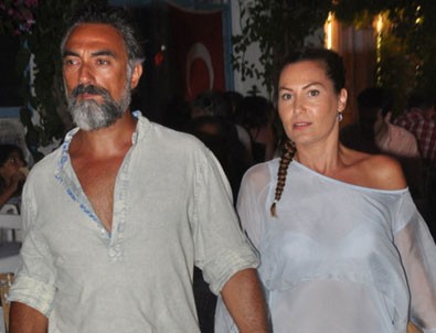 Ufak Tefek Cinayetler'in Edip Hoca'sı gerçek hayatta kiminle evli?