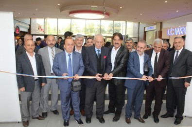 Yeni Hamle Lisesinden Yıl Sonu Sergisi