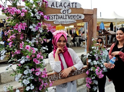 Akın Akın Ot Festivaline Geldiler