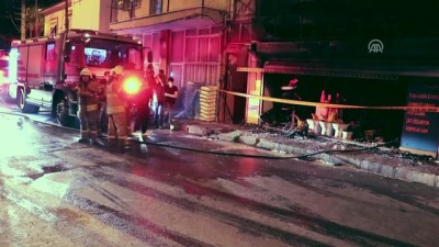 İzmir'de Hırdavat Dükkanında Yangın Açıklaması 1 Ölü