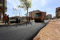 KALDIRIMLAR - İzmit'te Yollar Yenileniyor