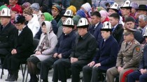 ALMAZBEK ATAMBAYEV - Kırgızistan'da 'Halk Devriminin Kurbanları' Dualarla Anıldı