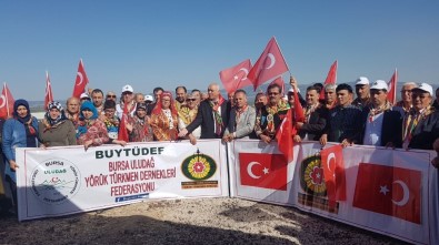 Yörük Türkmenlerden Sınırdaki Askerlere Destek