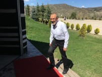 MHP'li Yaşar Yıldırım Ülkücü Şehitler Anıtı'nı Ziyaret Etti