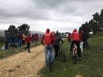 Büyükçekmece'de Dağ Bisikleti Yarışları Yapıldı