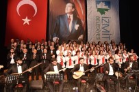 NEVZAT DOĞAN - İzmit'te Türk Halk Müziği Konserine Büyük İlgi