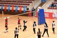 KÜÇÜKÇEKMECE BELEDİYESİ - Küçükçekmece'de Voleybol Müsabakaları Sona Erdi