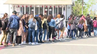 Adalar Vapur İskelesinde Yoğunluk