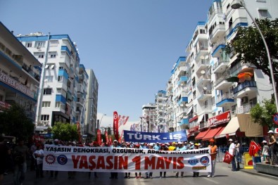 Antalya'da 1 Mayıs Emek Ve Dayanışma Günü