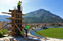 İNŞAAT İŞÇİLERİ - İnşaatın Tepesinde Devletten 70 Koyun İstedi