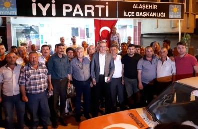 Milletvekili Aday Adayı Karaçoban İYİ Parti'ye Katıldı