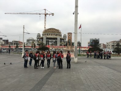 Taksim Meydanı'nda Polis Kuş Uçurtmuyor