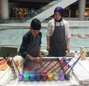 7'Den 70'E Herkes Ebru Yaptı