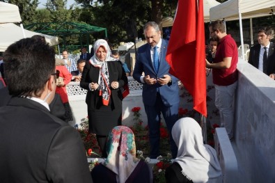 Adalet Bakanı Gül, Başsavcı Alper'i Dualarla Yad Etti