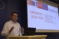 AVRUPA GÜNÜ - Avrupa Günü'nde Avrupa Gençlik Fırsatları Anlatıldı