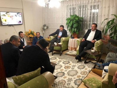 'Bir Kahvenin 40 Yıl Hatırı Var' Dedi 728 Evi Ziyaret Etti