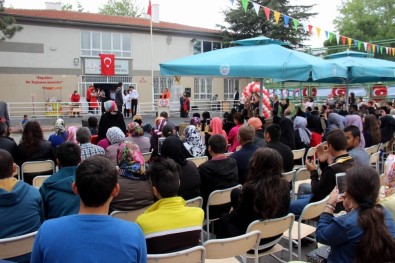 İstiklal Özel Eğitim Mesleki Eğitim Merkezi'nde Kermes Düzenlendi