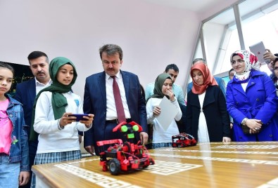 Kahramanmaraş'ta STEM Merkezi Açıldı