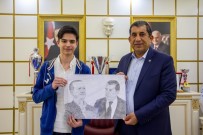 RESSAM - Küçük Ressamdan Başkan Atilla'ya Ziyaret