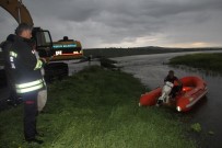 Sel Köylüleri Esir Aldı Açıklaması 5 Kişi Mahsur Kaldı