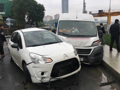 Servis Aracı Otomobile Çarptı Açıklaması 11 Yaralı