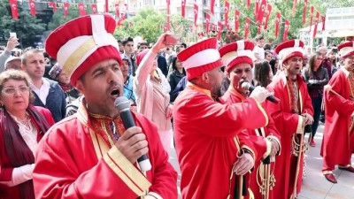 Isparta'da 'Gül Fuarı Ve Uluslararası Gül Festivali' Başladı