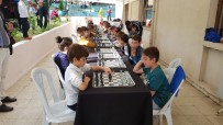 PATLAMIŞ MISIR - Minik Öğrenciler Satranç Turnuvasında Kıyasıya Yarıştı