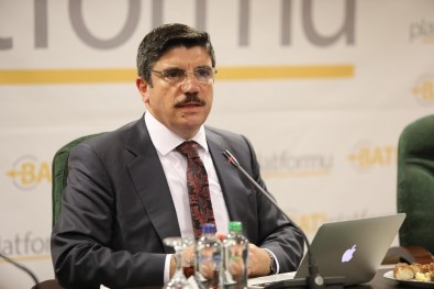 Prof. Dr. Aktay Açıklaması 'Türkiye Tüm Coğrafyalara Aynı Mesafede Olmalı'