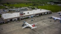 SABİHA GÖKÇEN - Samsun'da Hava Yolcu Trafiği Yüzde 20 Artış Gösterdi