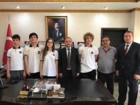 HÜSEYIN ÖNER - Satrançta Türkiye Üçüncüsü Burhaniye'den