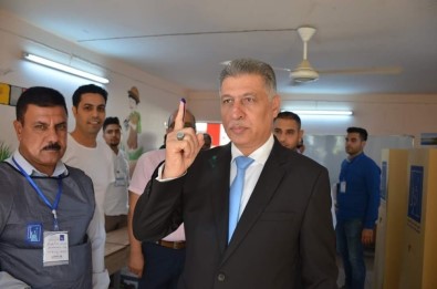Irak Seçimlerinde Türkmen Cephesi Başkanı Oyunu Kullandı