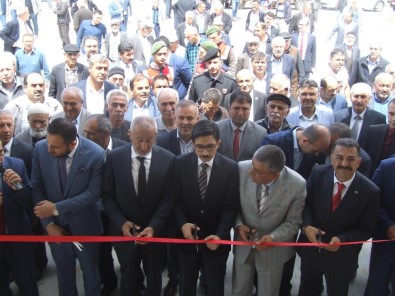 Mahsenli Ali Efendi Camii İbadete Açıldı