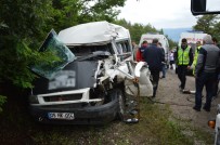 Nişana Giderken Kaza Yaptılar Açıklaması 11 Yaralı