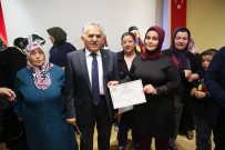 OKUMA YAZMA SEFERBERLİĞİ - Okuma Yazma Öğrenen Kursiyerler Mezun Oldu