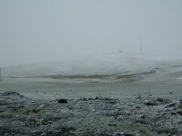 SAKLI CENNET - Posof'a Mayıs Ayında Kar Yağdı