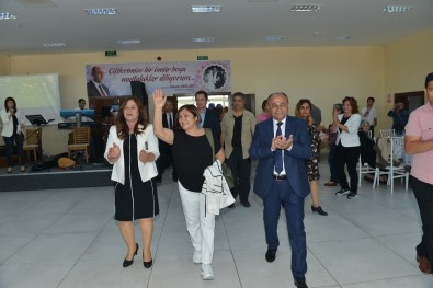 Selvi Kılıçdaroğlu İzmir'de Anneler Günü Etkinliğine Katıldı