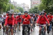 ŞAHINBEY BELEDIYESI - Tahmazoğlu Vatandaşlarla Pedal Çevirdi