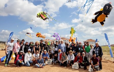 Çeşme'de Uçurtma Festivali, Görsel Şölene Dönüştü