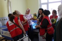 KAYHAN - Yeni Doğum Yapan Annelere Kızılay'dan Sevgi Paketi