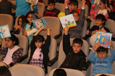 AB Bilgi Merkezi, 'Avrupa Günü'Nü Çocuklarla Kutladı