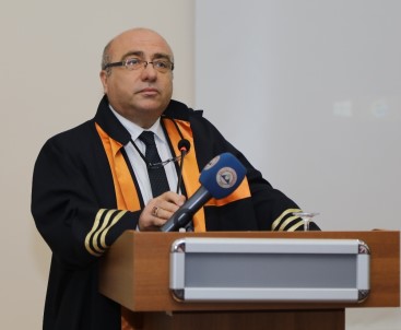 ERÜ Turizm Fakültesi'nde '9. Dönem Mezuniyet Kuşağı Bağlama' Töreni Düzenlendi