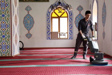 Kağıthane'de Camilerde Ramazan Temizliği Tamamlandı