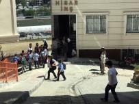 NURTEPE - Kağıthane'de taksi 30 metreden aşağıya uçtu