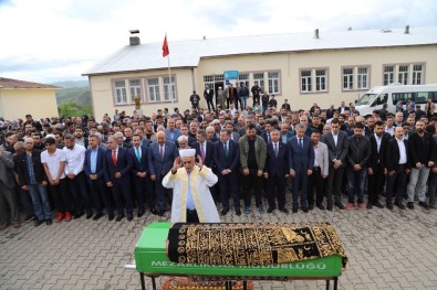 Kazada Hayatını Kaybeden AK Parti'li Bingöl Son Yolculuğuna Uğurlandı