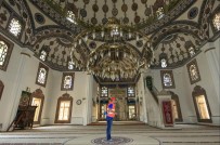 NEVŞEHİR BELEDİYESİ - Nevşehir'de Camiler Gül Kokuyor